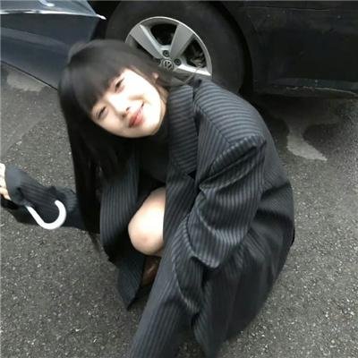 金爪女郎